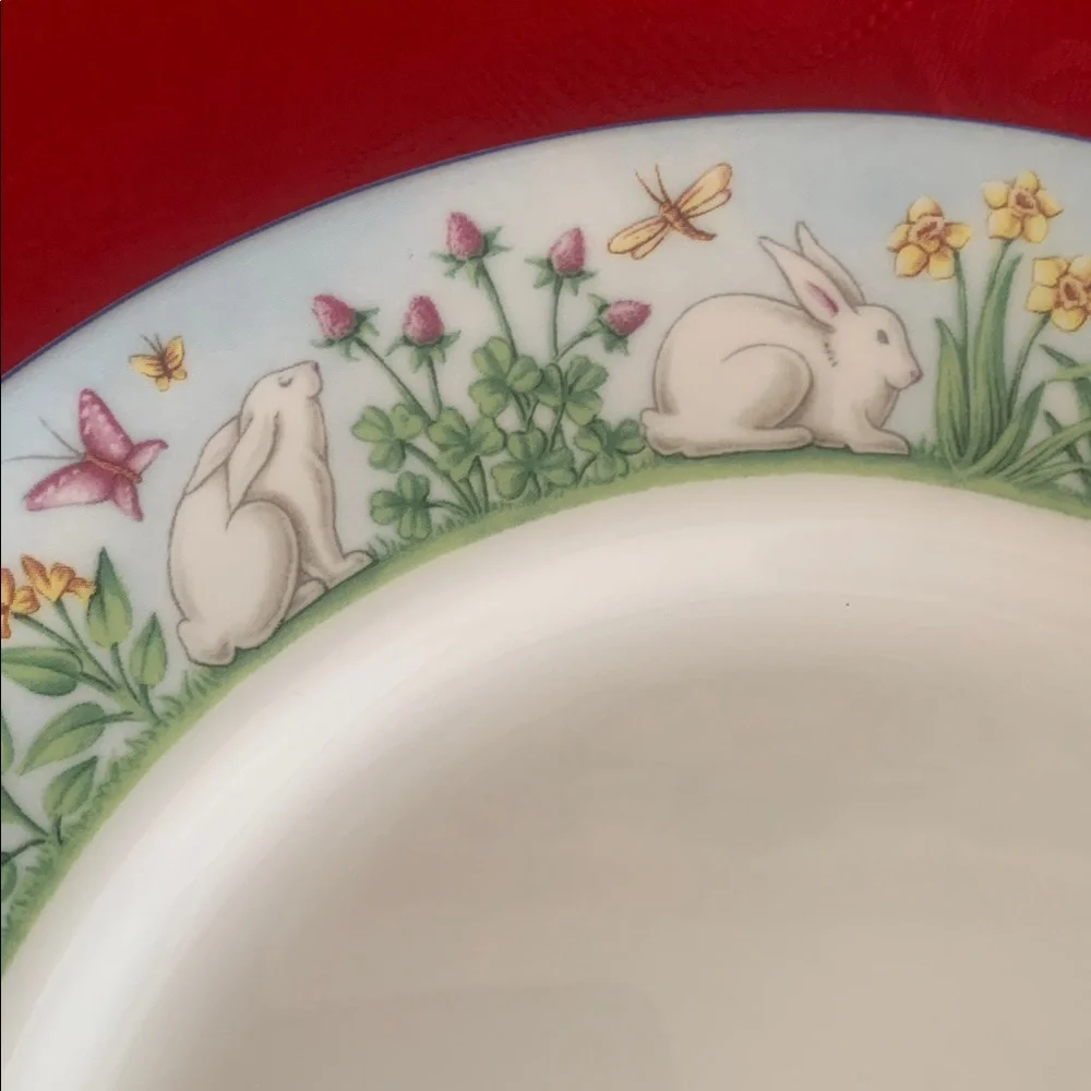 Tiffany & Co. Blue and Green Botanical Easter kids Plate 2003 meadows